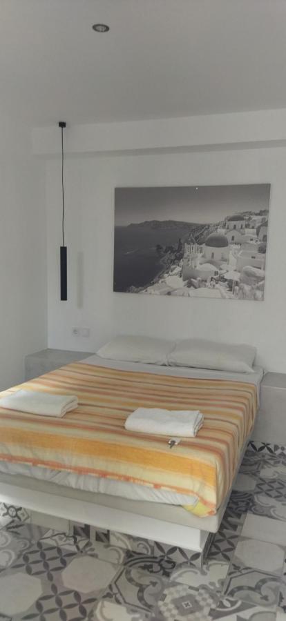 Fira Veronica Rooms Imerovigli  Exterior foto